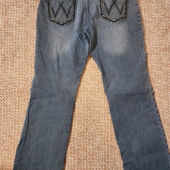 Wrangler Jeans - Picture 3 of 3